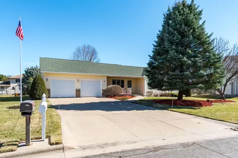 1066 Windsong, Onalaska, WI 54650