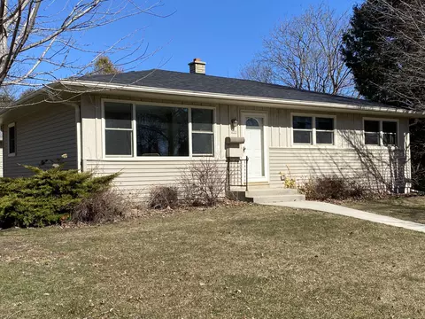 200 E James, Port Washington, WI 53074