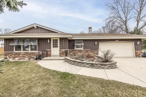 3636 S 104th, Greenfield, WI 53228