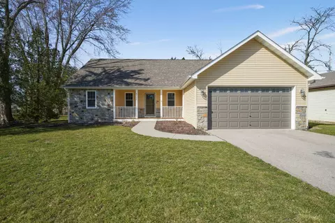 6324 245th, Paddock Lake, WI 53168