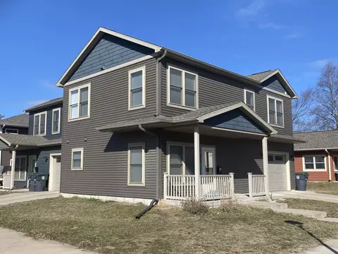 926 5th Ave S, La Crosse, WI 54601