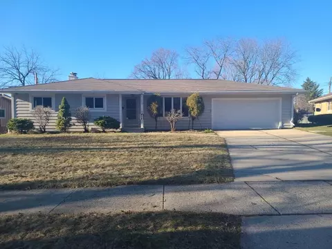 1108 E Wabash, Waukesha, WI 53186