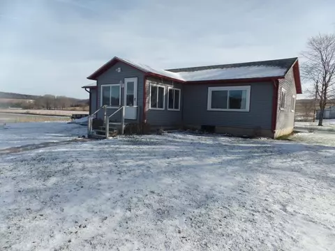 12425 Walsh, Clayton, WI 54655