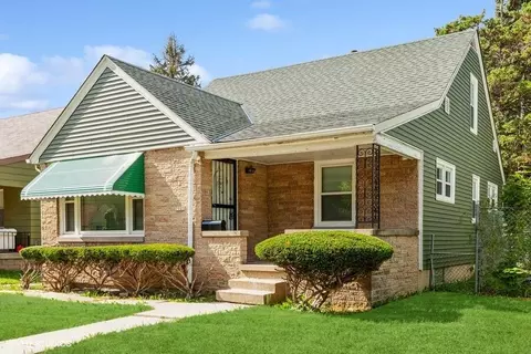 7025 W Beckett, Milwaukee, WI 53216