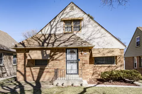 7106 W Medford, Milwaukee, WI 53218