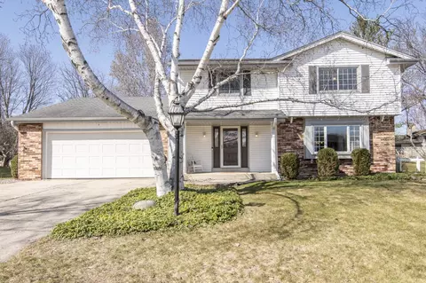 2016 Cobblestone, Waukesha, WI 53188