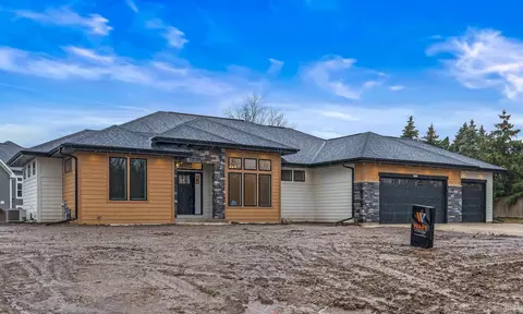 13673 W Howard, New Berlin, WI 53151