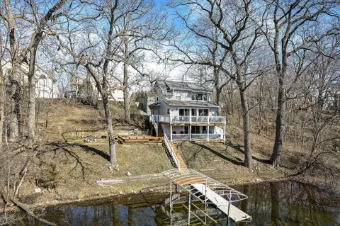 n53w34297 Road Q, Oconomowoc, WI 53069