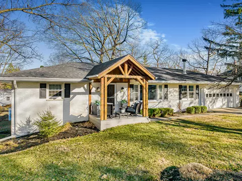 853 Van Slyke, Fontana, WI 53125