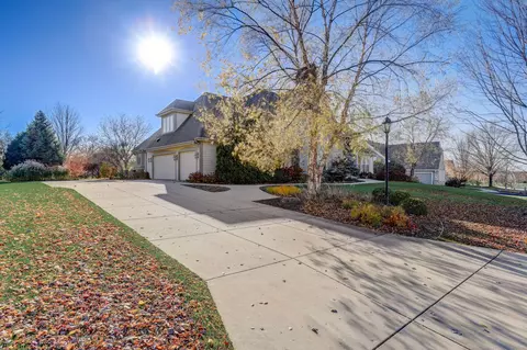205 Kestrel, Hartland, WI 53029