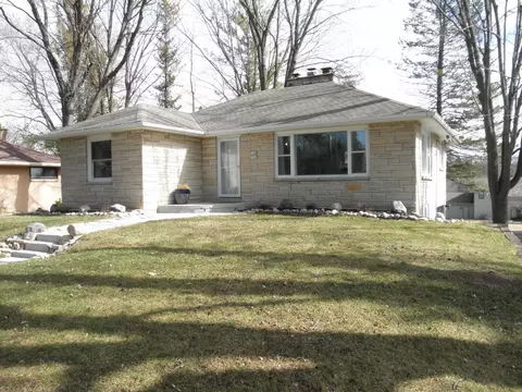 w140n7502 Lilly, Menomonee Falls, WI 53051