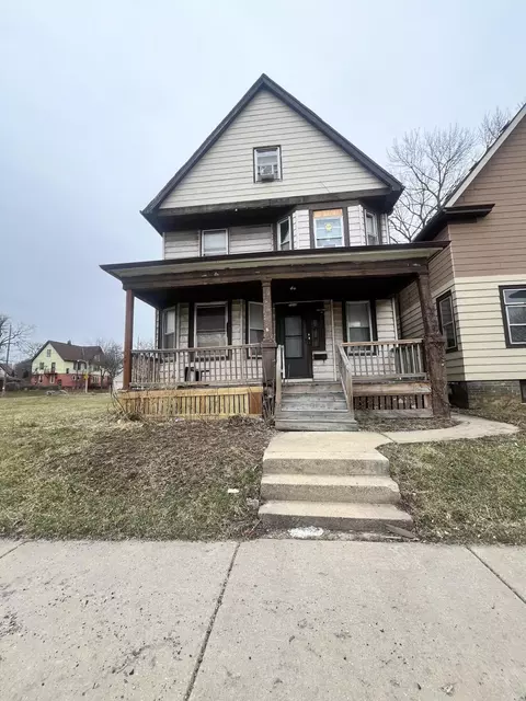 2464 N 27th, Milwaukee, WI 53210
