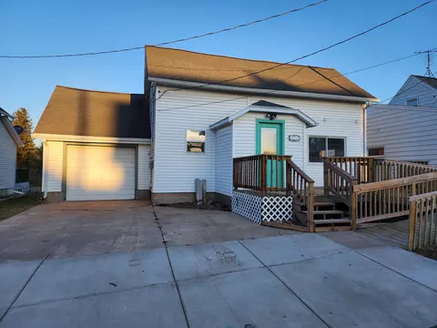 516 Albion, Cashton, WI 54619