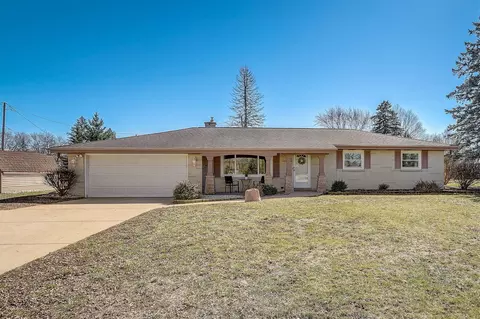 s90w22665 Loretto, Big Bend, WI 53103