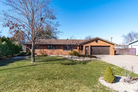1552 Young, Onalaska, WI 54650