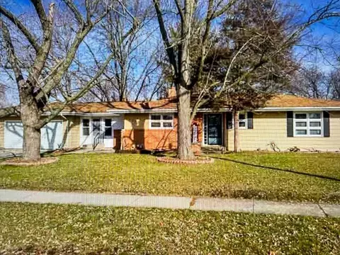 1703 Campus, Beloit, WI 53511