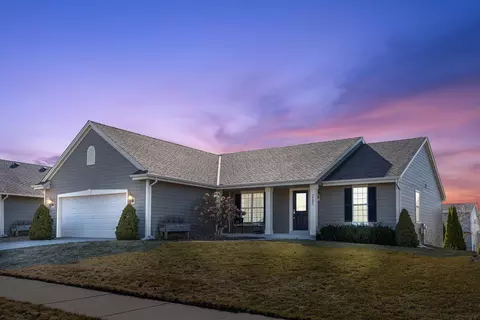 261 Foxglove, Port Washington, WI 53074
