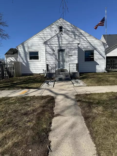 1022 N 16th, Sheboygan, WI 53081