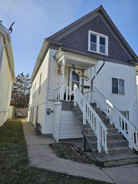 2483 S 10th #2483A, Milwaukee, WI 53215