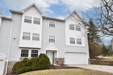 388 Kristin #388, Brookfield, WI 53045