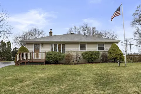 8701 S 15th, Oak Creek, WI 53154