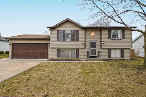 6119 58th, Kenosha, WI 53142