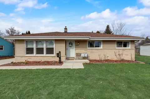 5485 N 26th, Glendale, WI 53209