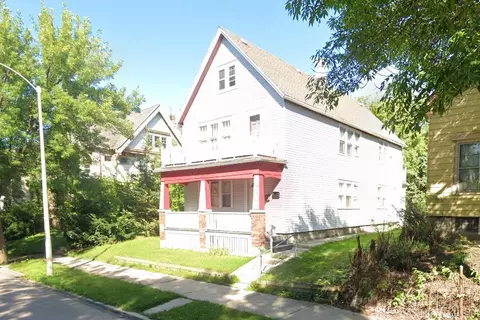 2350 Dr William Finlayson, Milwaukee, WI 53212