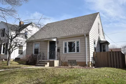 3754 S 14th, Milwaukee, WI 53221