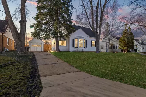 3555 S 48th, Greenfield, WI 53220