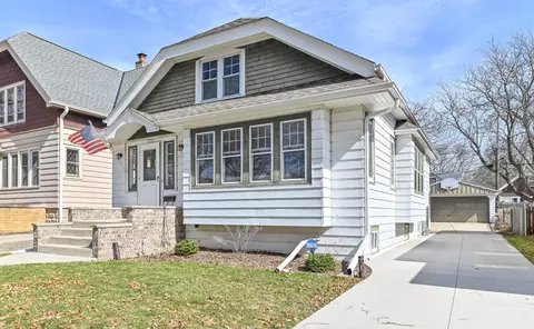 2436 N 67th, Wauwatosa, WI 53213