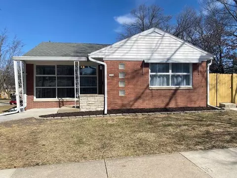 5030 W Cleveland, Milwaukee, WI 53219