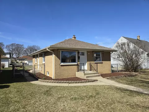 4345 N 73rd, Milwaukee, WI 53216