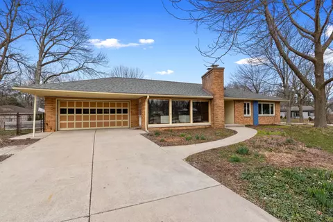 8049 N Santa Monica, Fox Point, WI 53217