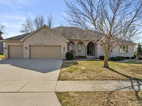 3731 Westwood, Manitowoc, WI 54220
