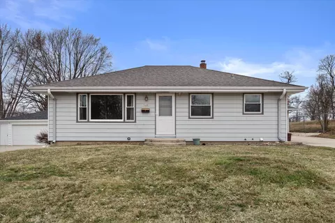 124 Spring, Grafton, WI 53024