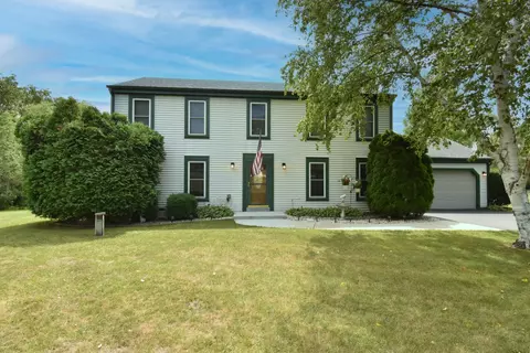s80w26645 Briarhedge, Mukwonago, WI 53149