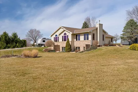W3082 State Road 16, Hamilton, WI 54669