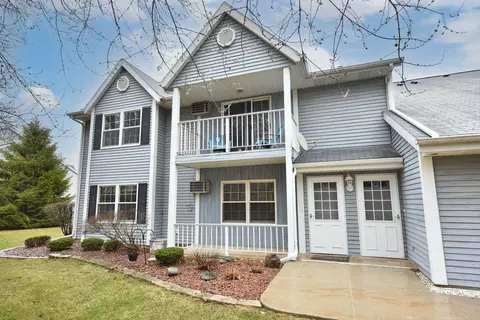 259 Minz Park #2, West Bend, WI 53095