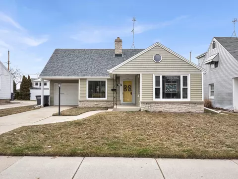 718 North, Sheboygan, WI 53083