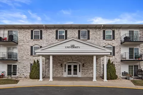 125 N University #114, West Bend, WI 53095