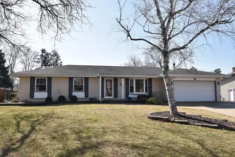 3727 W Southwood, Franklin, WI 53132