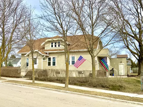 1519 E Two, Two Rivers, WI 54241