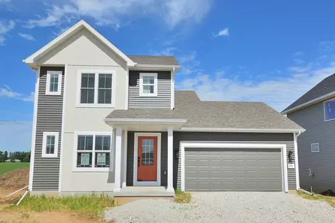 806 Burr Oak, Oconomowoc, WI 53066
