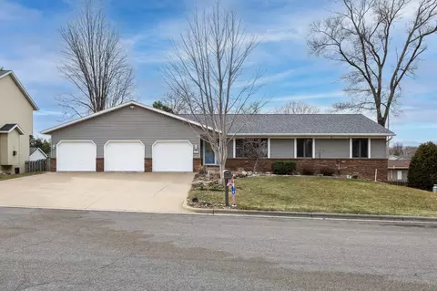 1213 Johnson, Onalaska, WI 54650