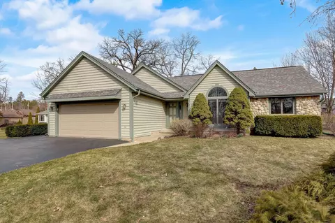504 Wahl, Mukwonago, WI 53149
