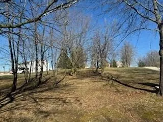 Lt2 Bay, La Grange, WI 53121