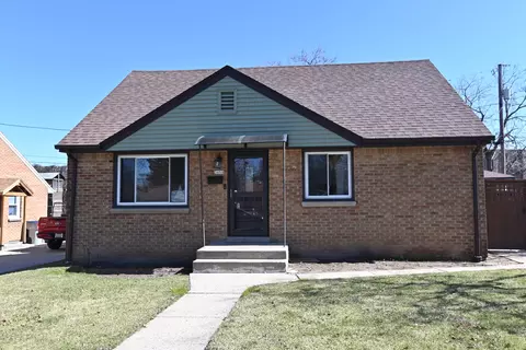 3658 S 5th, Milwaukee, WI 53207