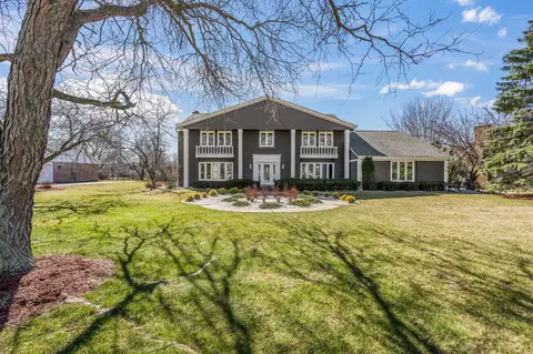 16135 Wildwood, Brookfield, WI 53005