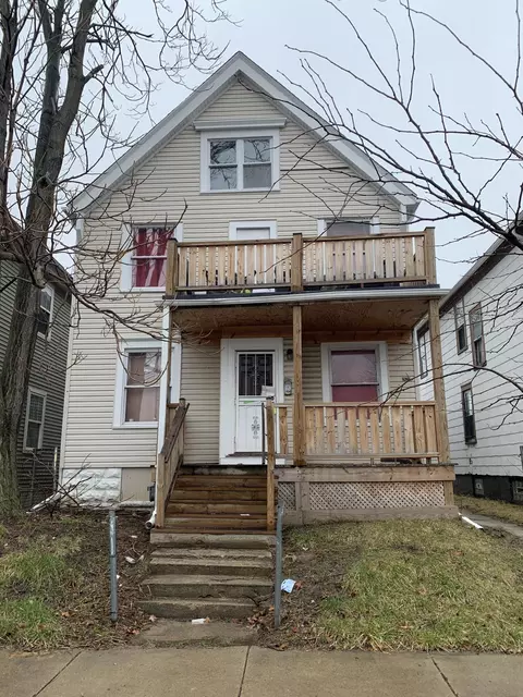 2624 N 28th, Milwaukee, WI 53210